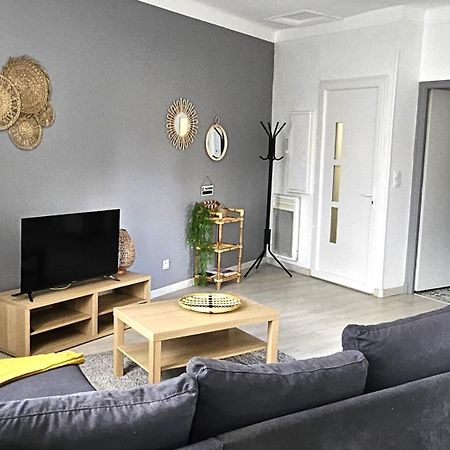 ריווזאלט Appartement A Proximite De Toutes Commodites מראה חיצוני תמונה