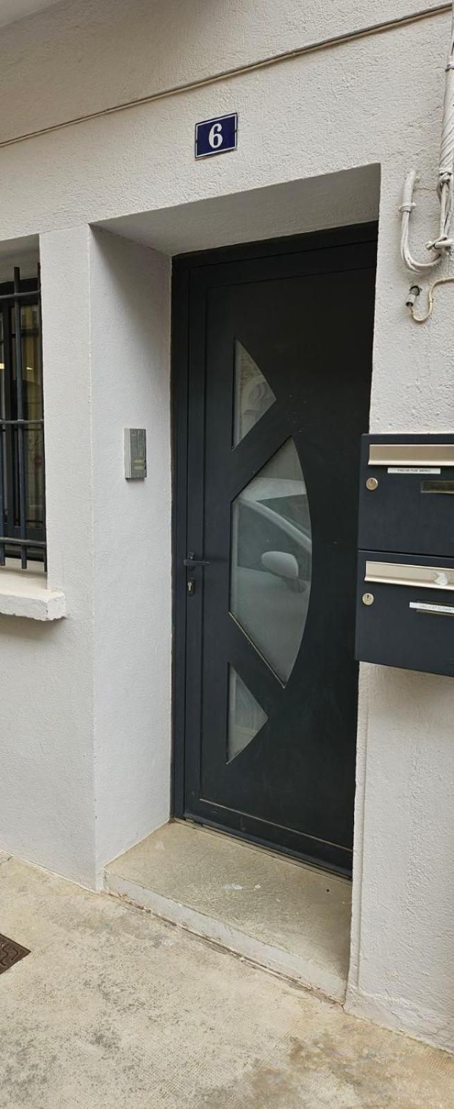 ריווזאלט Appartement A Proximite De Toutes Commodites מראה חיצוני תמונה